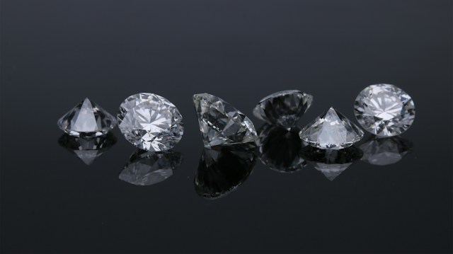 Lab Grown Diamonds Rings for Gift: Unbeatable Elegance and Value